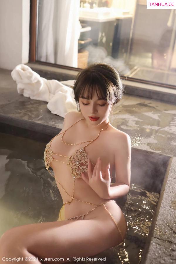  [XiuRen]高清写真图 2024.02.06 No.8075 沈思怡 丰腴美臀第46张图片